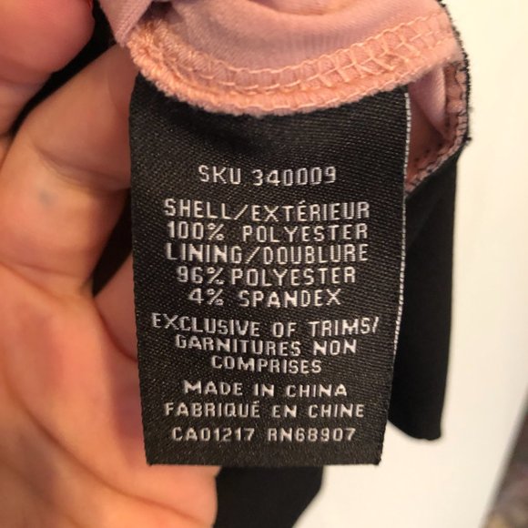 Le Château Pink Flowy blouse Size M - Picture 5 of 5